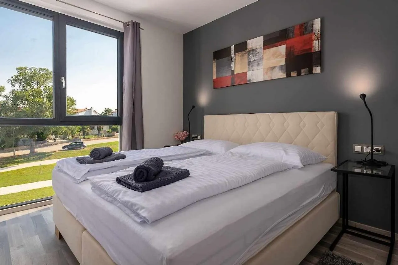 Casa Maestral Daire Funtana 0*,